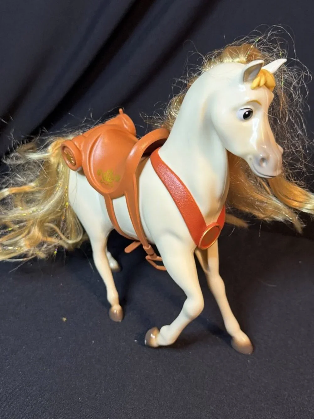 disney tangled rapunzel maximus horse